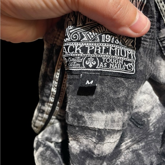 Affliction Black and White Men's Shirt M - Picture 8 of 8